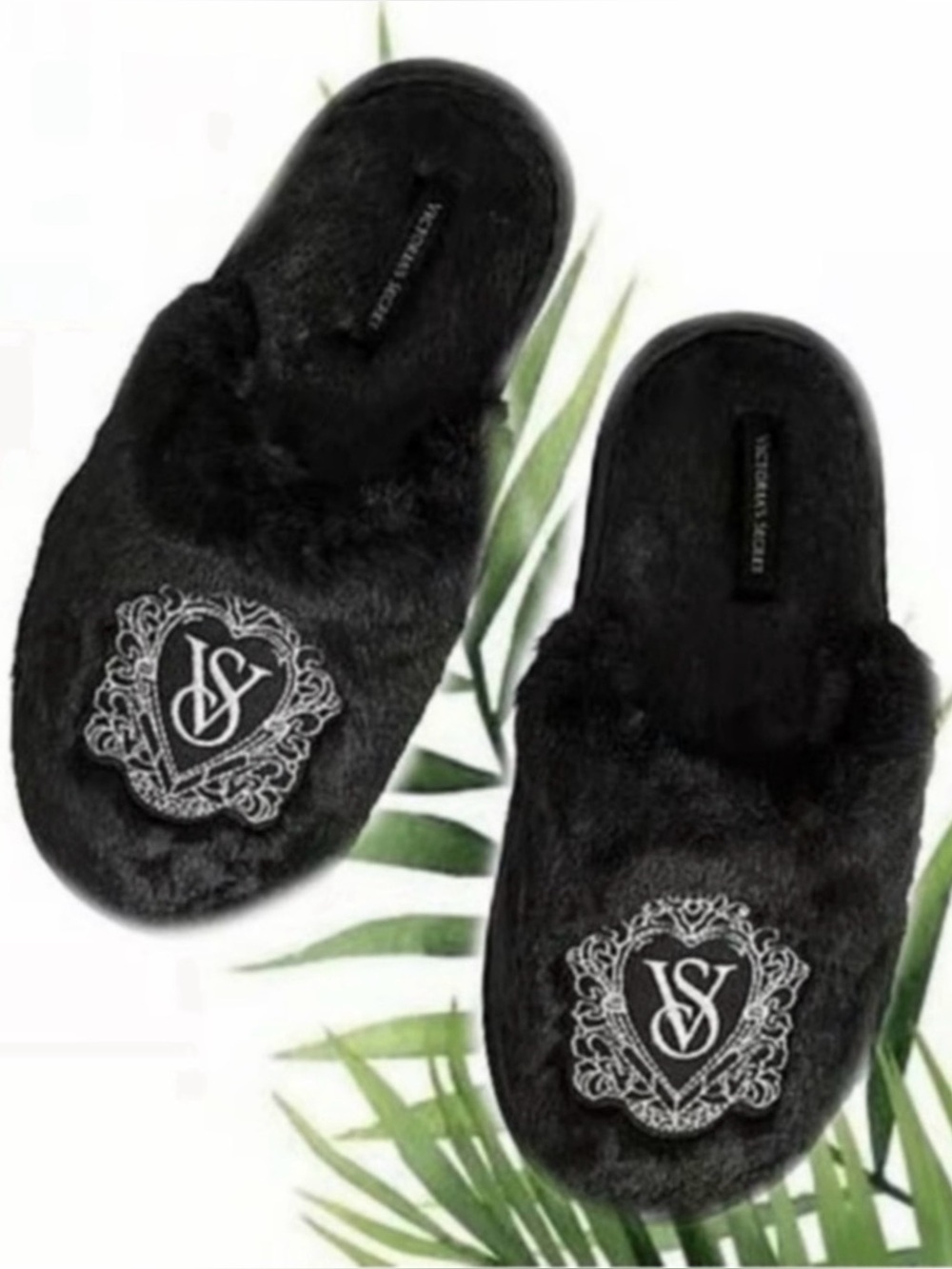 Victoria's Secret Black Closed-Toe Size M (7-8) Faux Fur Slippers(NWT)